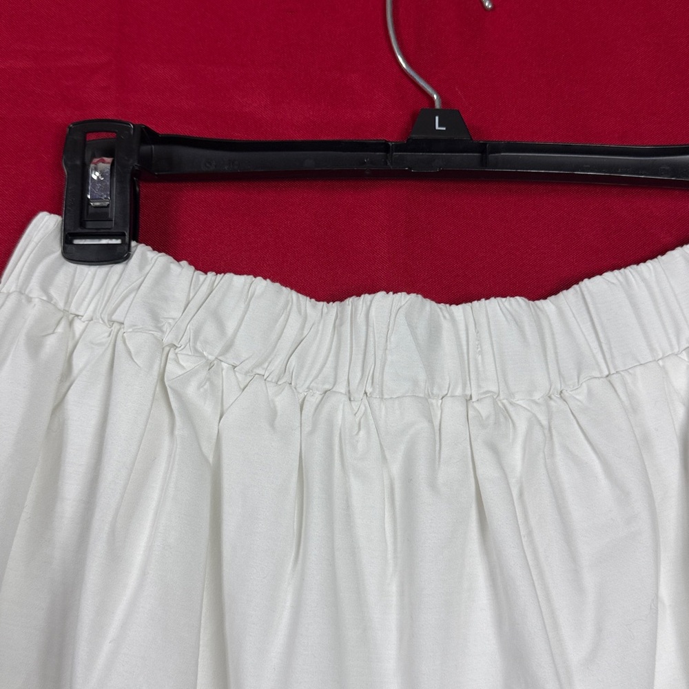 (N5) Abercrombie & Fitch
Vintage embroidered skirt with ruffles, long, size MP - Picture 12 of 16